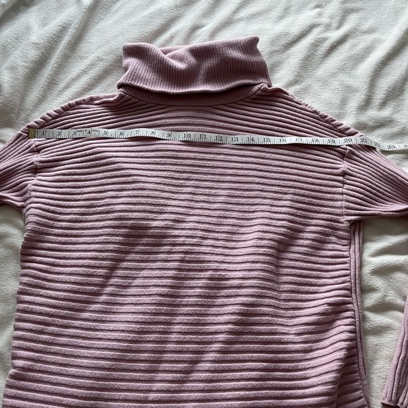 Chico’s soft rose ribbed sweater. size 1. Small 8. Cowl neck with slits on sides - Picture 8 of 10